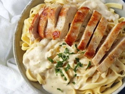 chicken fettuccine alfredo